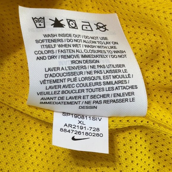 Nike XL Yellow Hooded Windbreaker Jacket - Picture 8 of 11